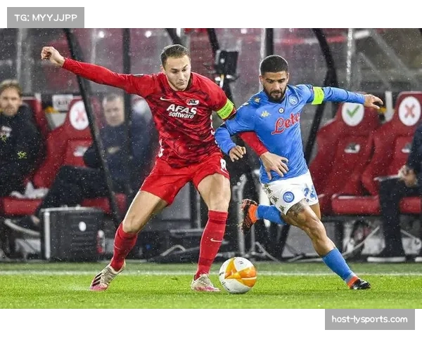 荷甲第12轮费耶诺德客场三比一轻取福伦丹 继续领跑积分榜